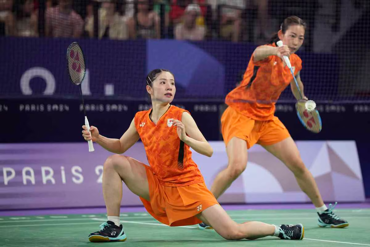 宮崎友花選手、志田千陽選手アクリルスタンドセット 2025年】志田千陽のラケット・シューズの評価を現役100人に聞いた！