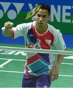 アークセイバー7プロの使用選手:デチャポル・プアヴァラヌクロー