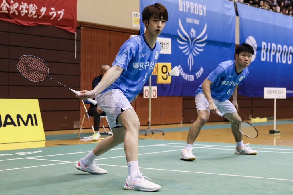 岡村洋輝選手の使用ラケット「フォルティウス11クイック」について1